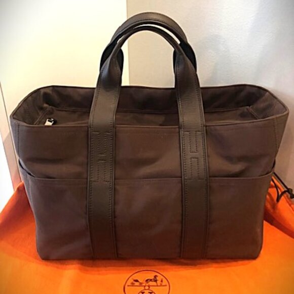AUTHENTIC HERMES ACUPULCO MM TOTE - Picture 1 of 7